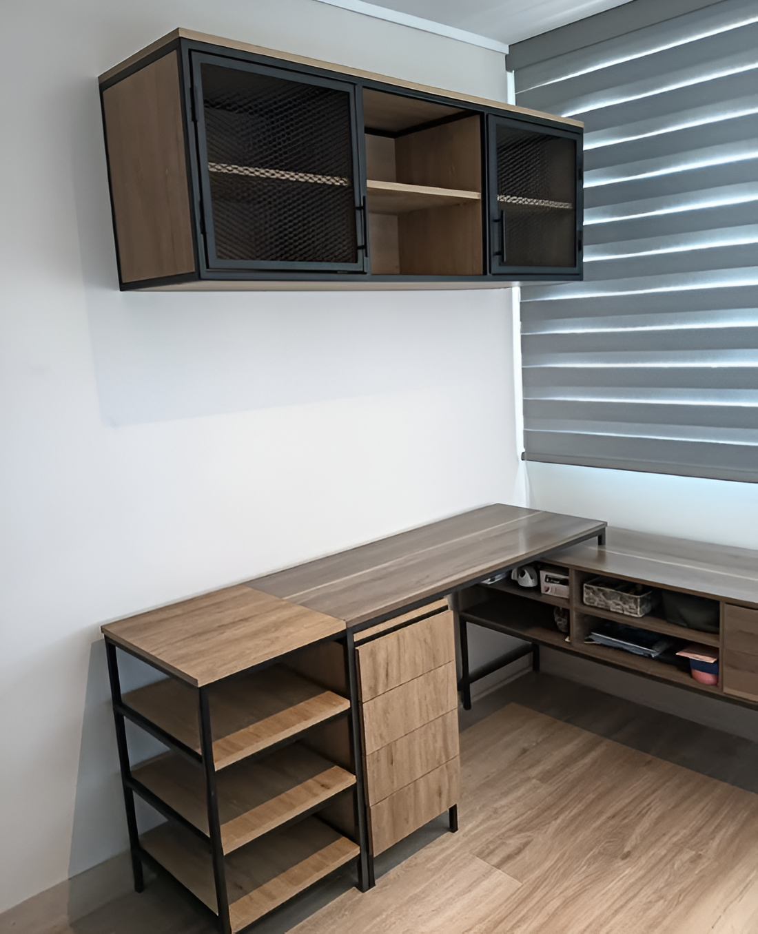 Escritorio y Mueble Flotante